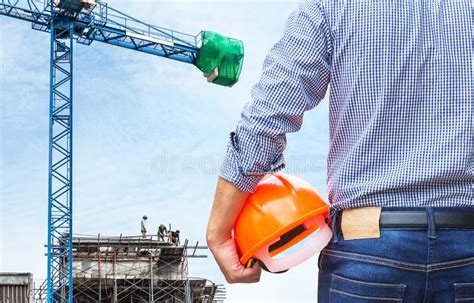 安全头盔 施工现场