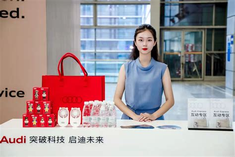 北京礼仪培训公司:塑造优雅气质,开启成功之门