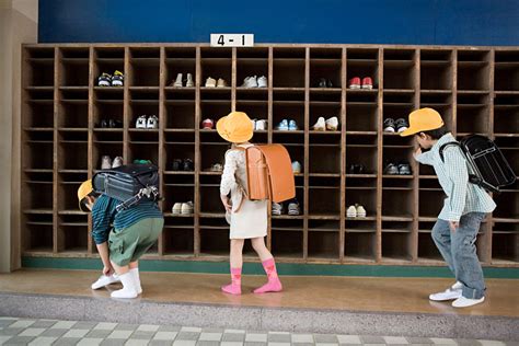 幼师资格证学校会发吗？了解幼儿教师资格认证途径