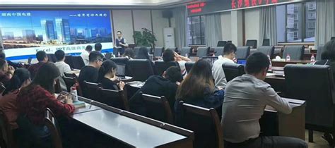 提升职场竞争力：选择合适的办公自动化培训学校