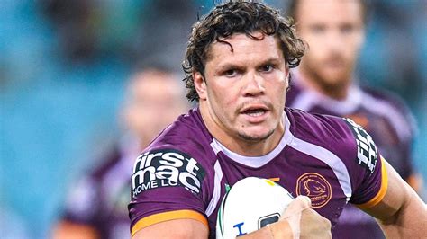 詹姆斯·E·罗伯茨