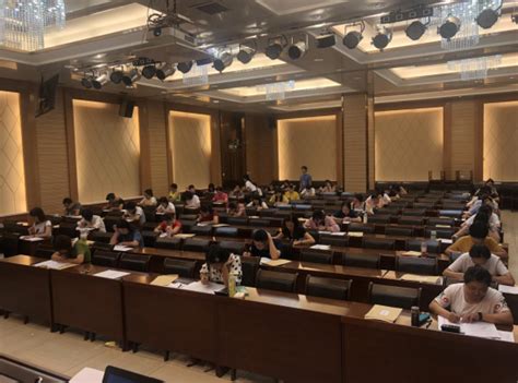 2023年薪税师报名入口官网指南：一站式解读报名流程与注意事项