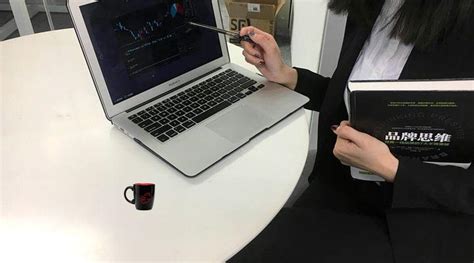 了解薪税师发证机构：为您的职业生涯铺路