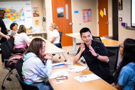 如何选择成人英语学习内容：为学员和家长提供指南