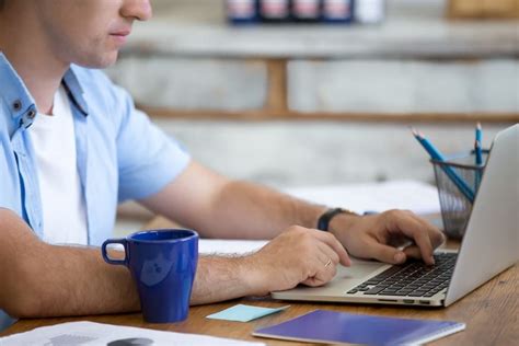 选择合适的笔译课程：指南与建议