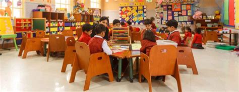 IB学校解析:了解IB教育体系及其对学生的影响