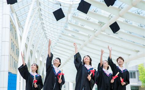 选择合适的EMBA考试机构：家长和学员的指南