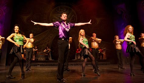 舞蹈中的身韵表演者