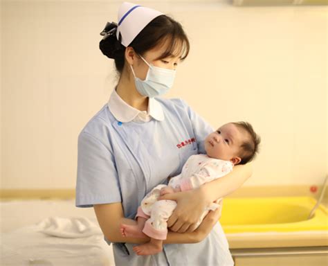 母婴护理培训：家长和学员的心得体会分享