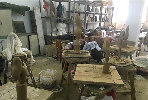 选择雕塑培训班：了解一个月的收费标准