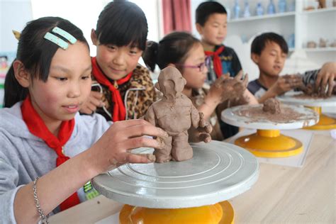 孩子的雕塑课程体会：创造力与技能的双重磨砺