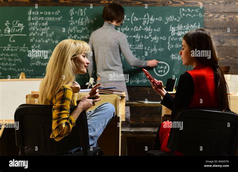 如何识别和珍惜老师的耐心与关爱：对学生成长的悄然力量