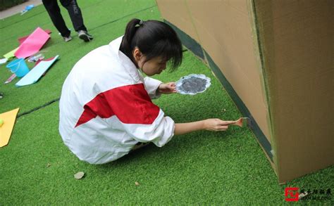 如何撰写一份精彩的个人拓展训练总结：300字模板与技巧