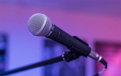 选择播音主持学校：了解排名和选择标准