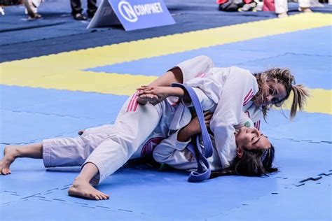 武术培训班不退费问题：正确途径解决您的投诉