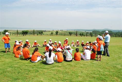小学生夏令营：寓教于乐的暑期成长之旅