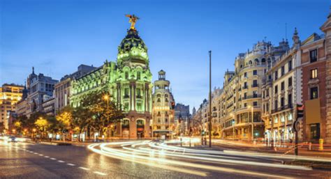 西班牙留学本科全攻略：开启您的国际教育之旅