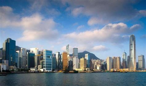 2023年最新解读：香港移民政策及续领指南