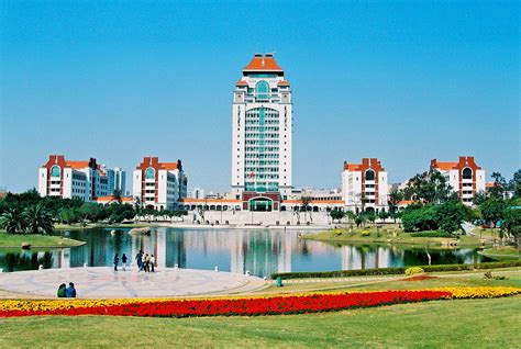 厦门大学3+1留学项目：开启国际化教育新篇章