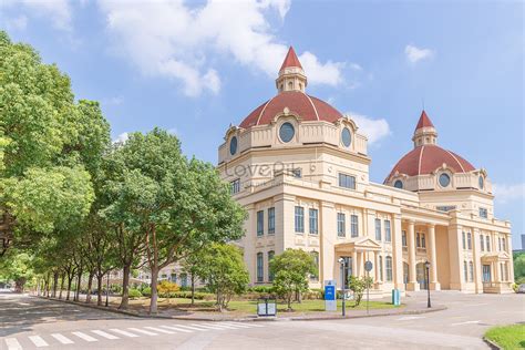 上海外國語大學國際本科2+2項目：開啟全球化教育新篇章