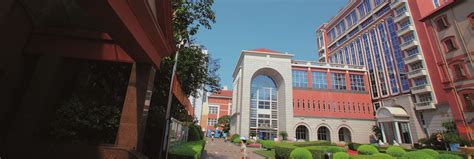 上海交通大学2022年国际本科生招生指南：开启您的世界级教育之旅