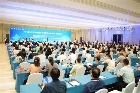 高考后留学规划：为未来铺就国际道路